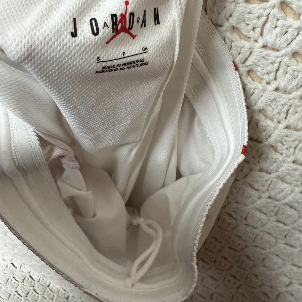 Air Jordan Shorts Mens Sz S White Jumpman Logo Drawstring